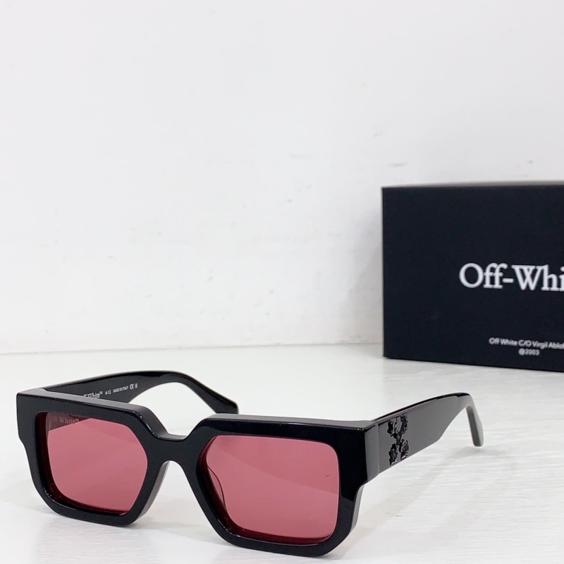 OFF WHITE